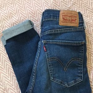 Levi’s Super High Waisted Jeans